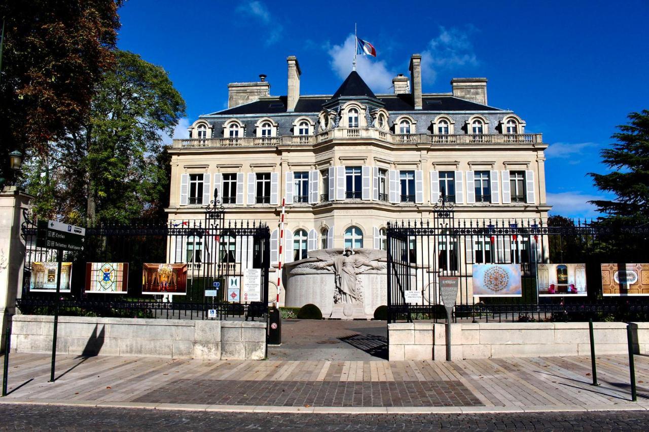 La Demeure Du Marechal-Ferrant Pierry Exterior photo